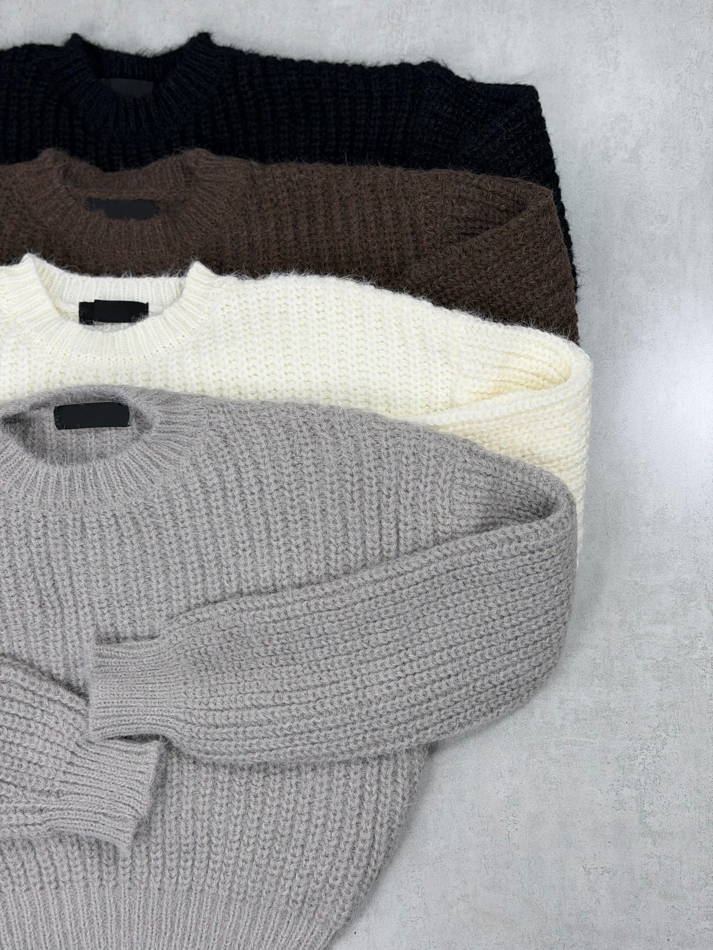Sweater Montana + Prendedor de Regalo