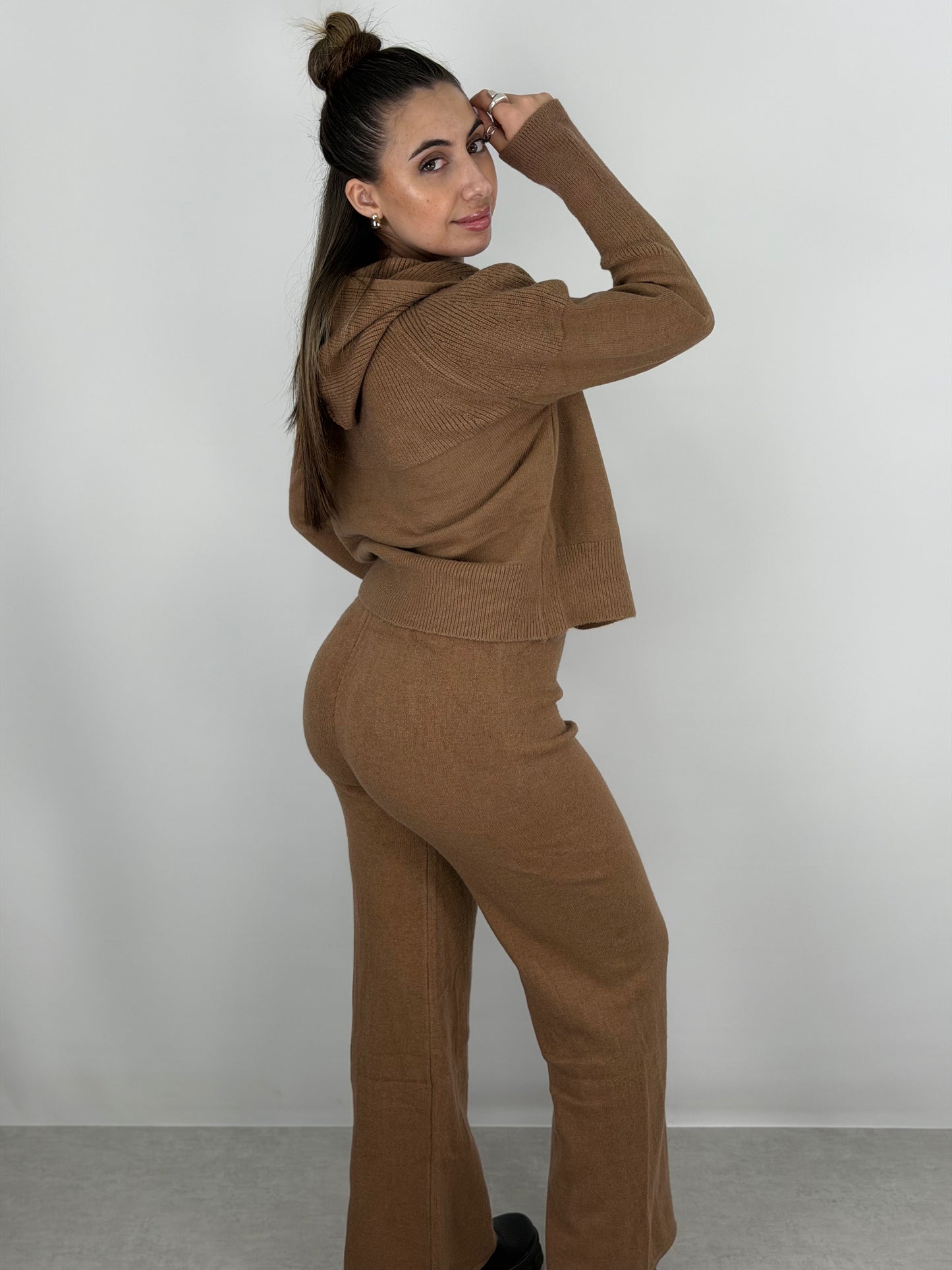 Conjunto Marfil (Pantalón + Campera Doble Cierre con Capucha)