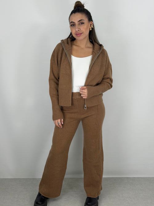 Conjunto Marfil (Pantalón + Campera Doble Cierre con Capucha)