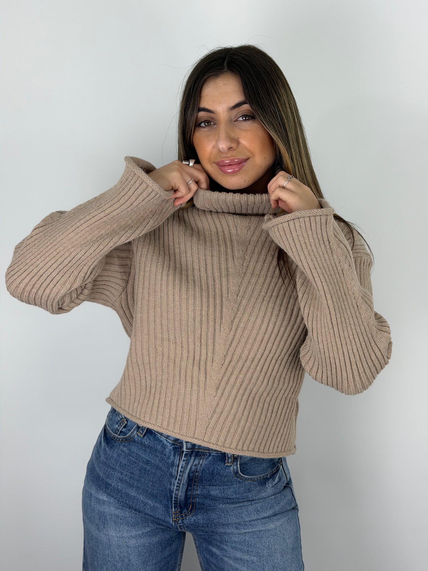 Sweater Maina