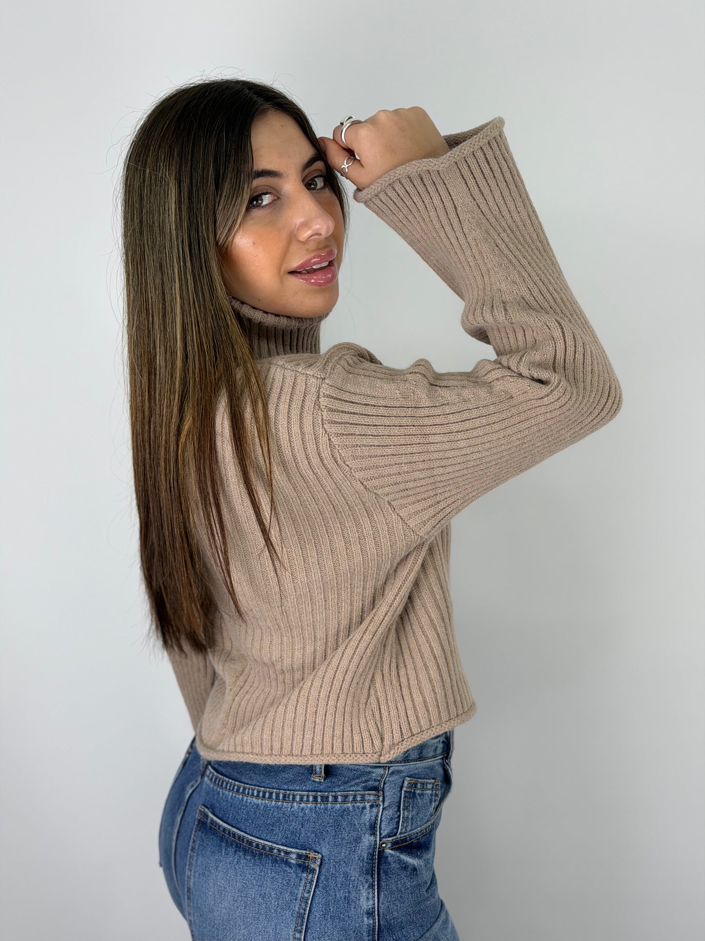 Sweater Maina